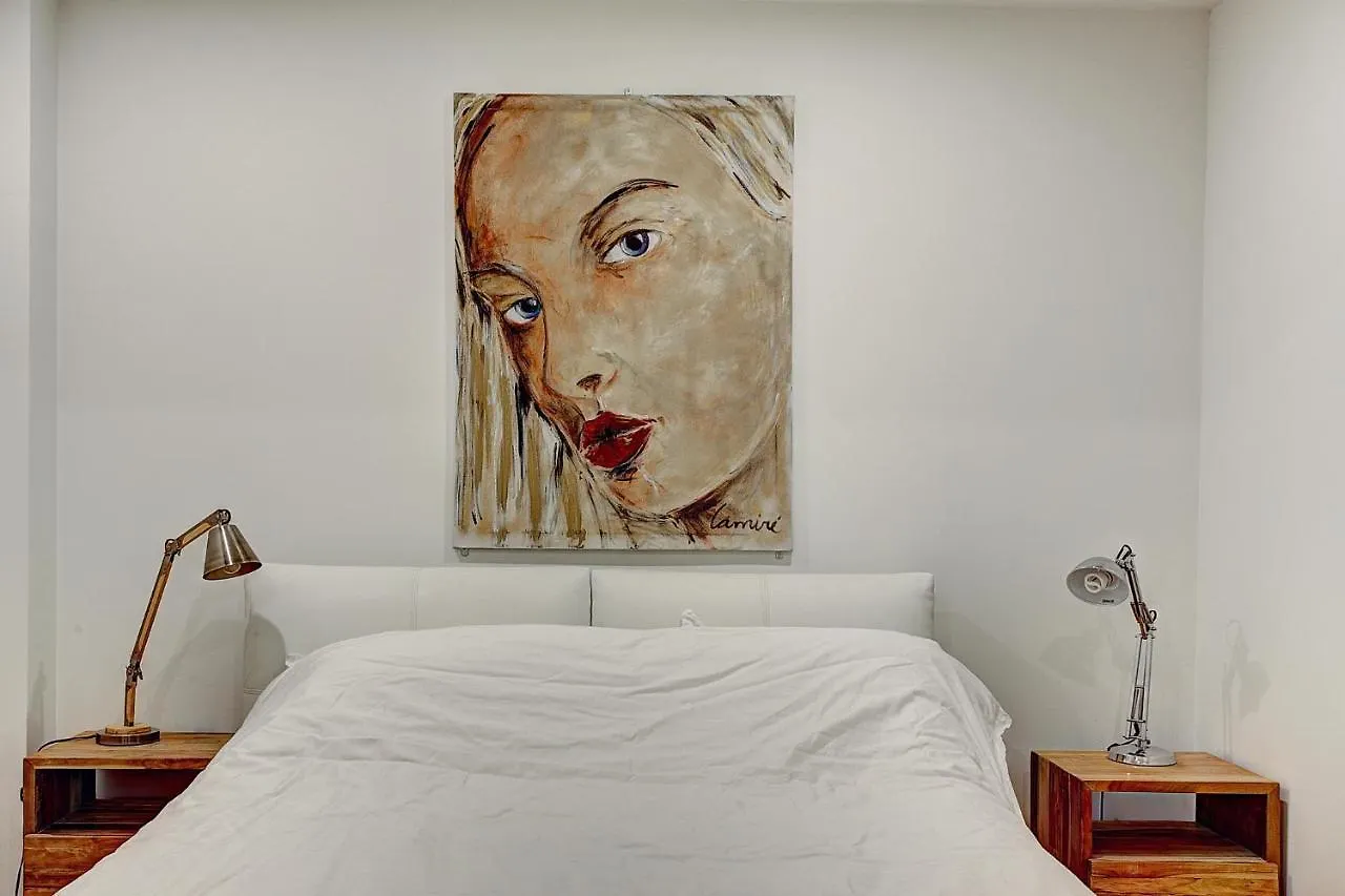 Modern Suites In Ndg Montreal Apartment