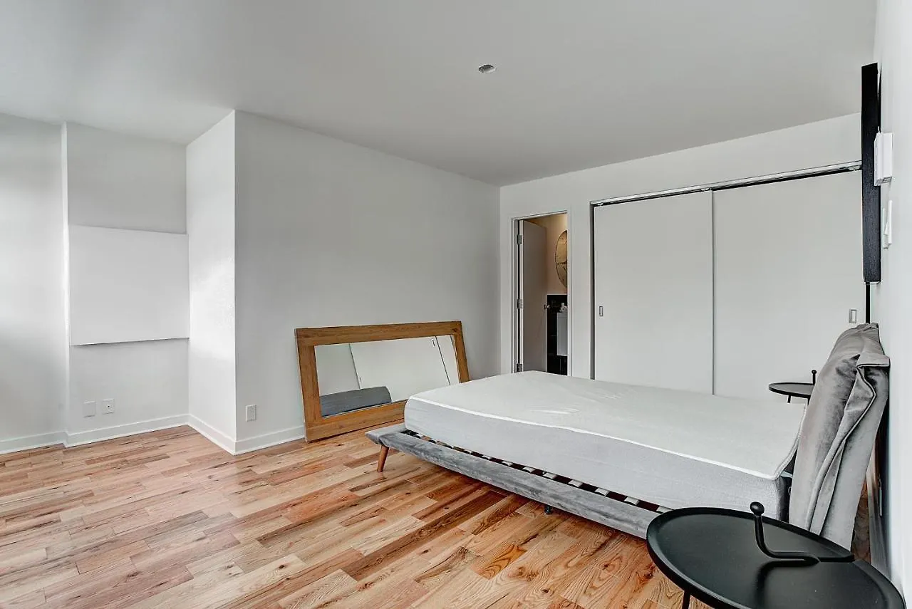 Apartment Modern Suites In Ndg Montreal Canada