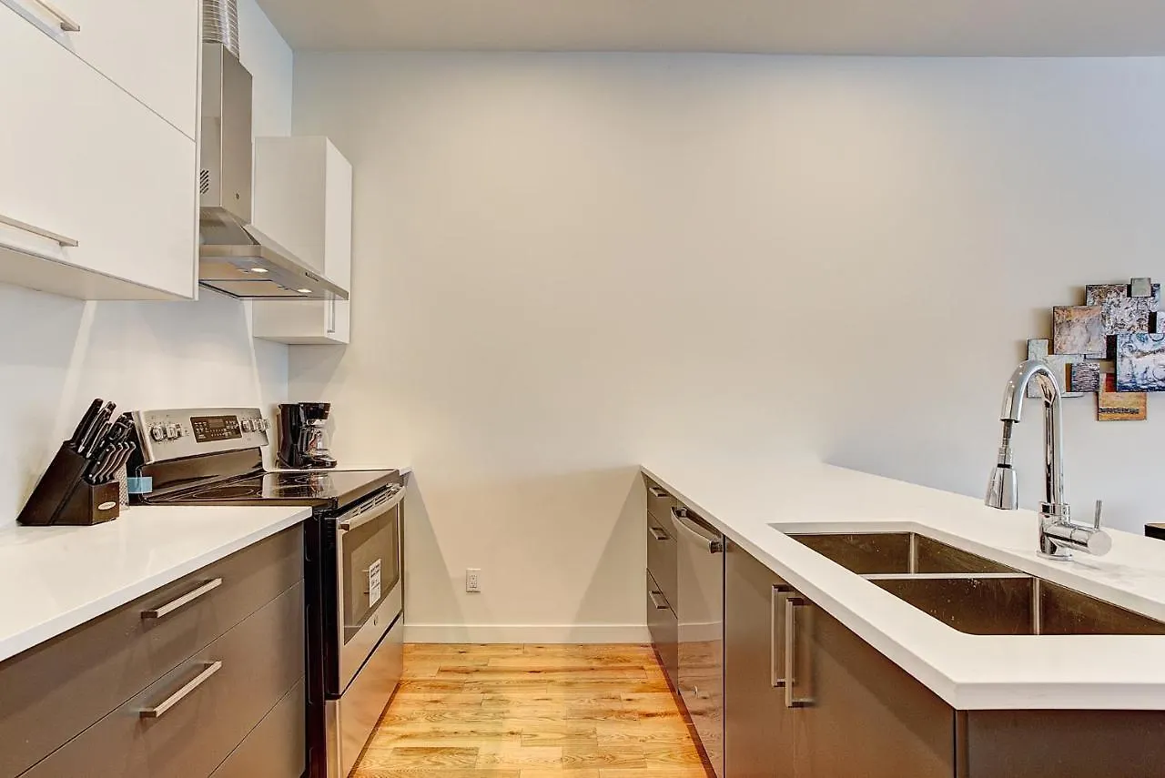 Apartment Modern Suites In Ndg Montreal